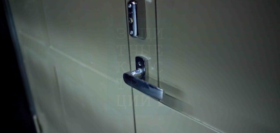 Фурнитура на распашных противопожарных воротах